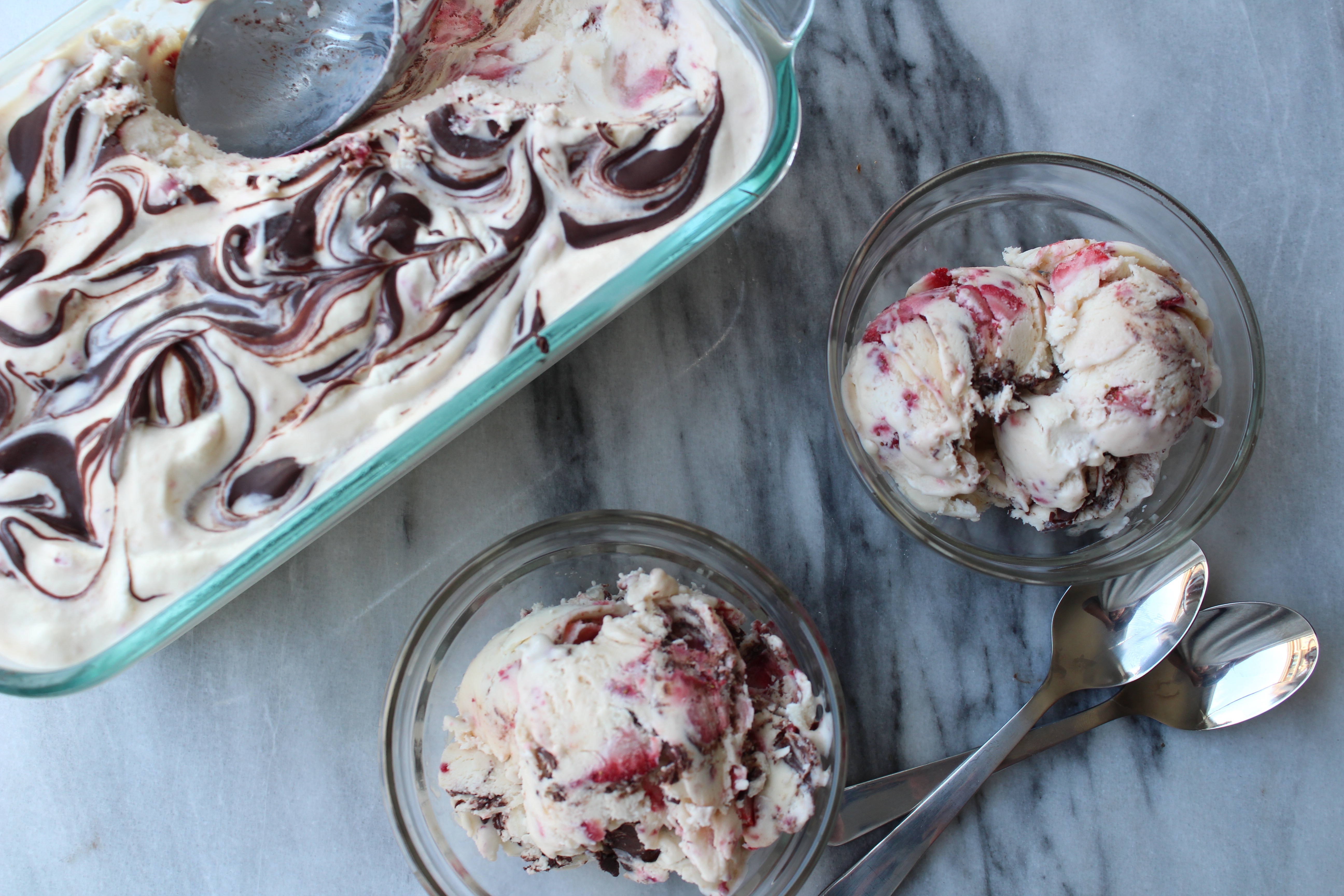 no-churn chocolate covered strawberry ice cream