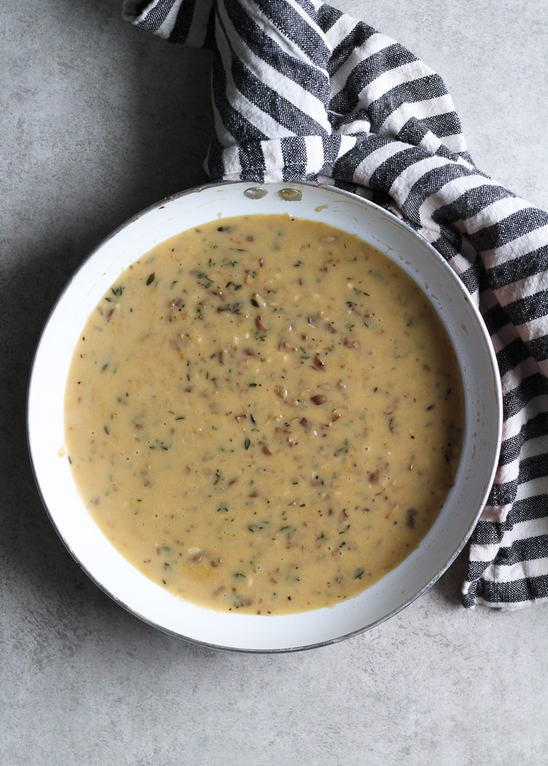 Mushroom Thyme Gravy 