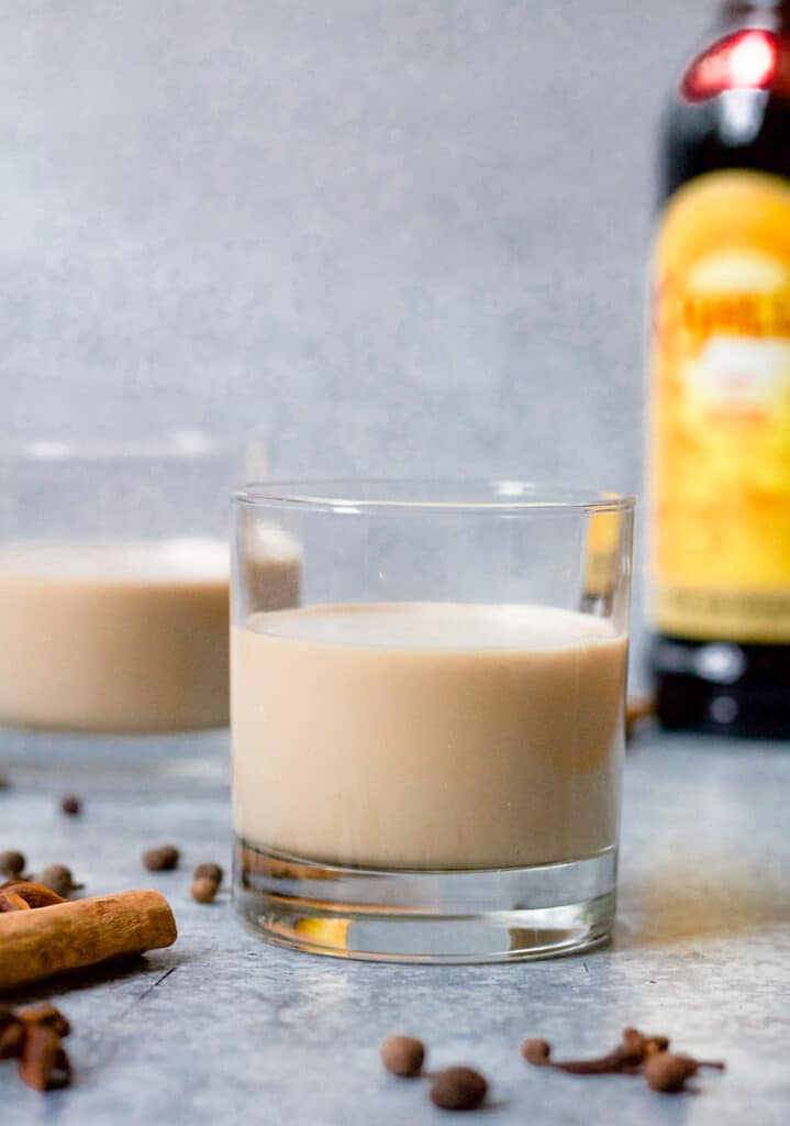 straight on shot of gingerbread white russian