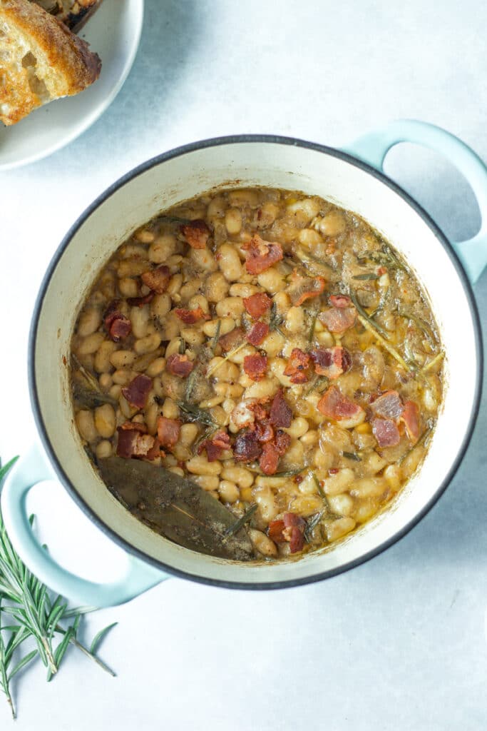 rosemary bacon beans in pot