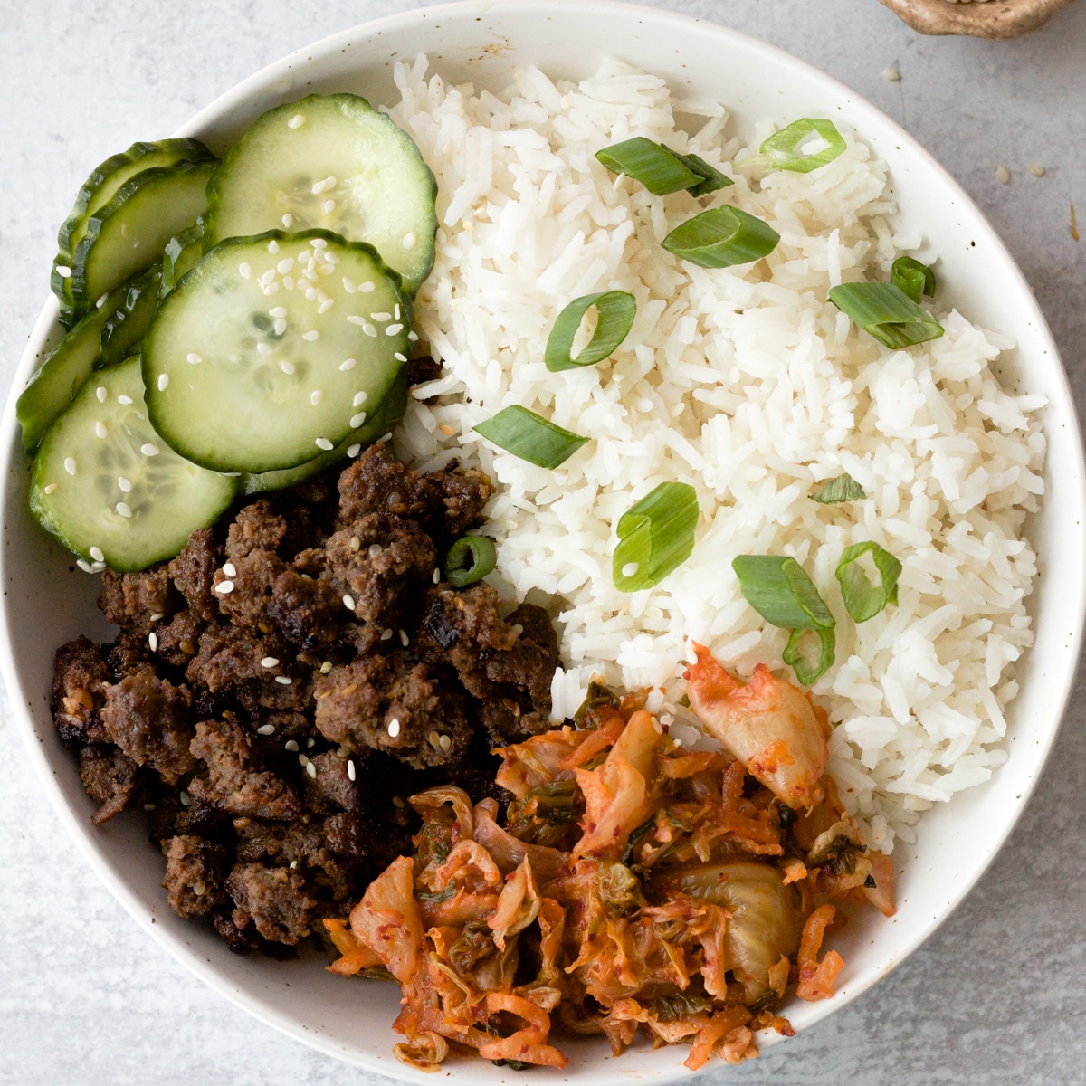 Ground Beef Bulgogi Bowls | One Girl. One Kitchen.