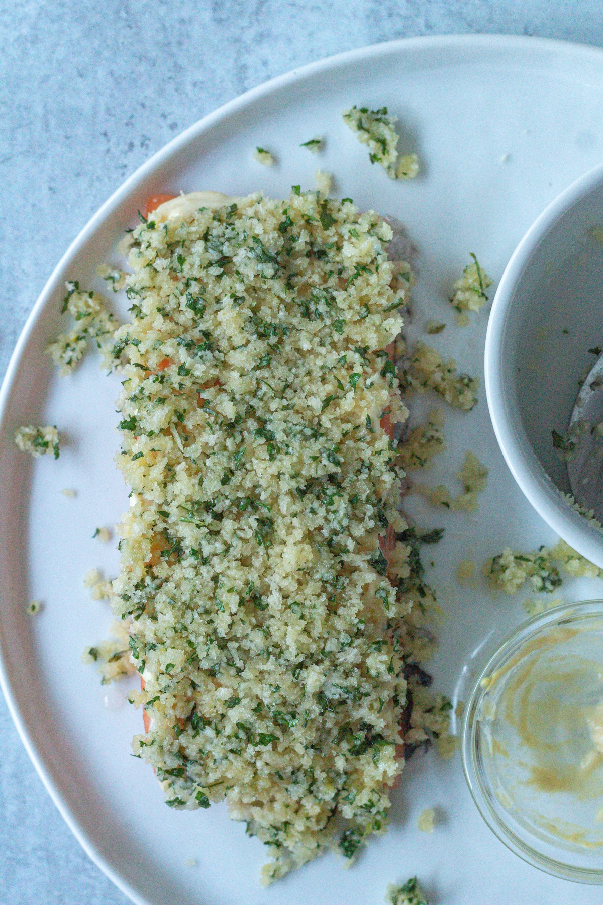 panko topping on salmon before oven.